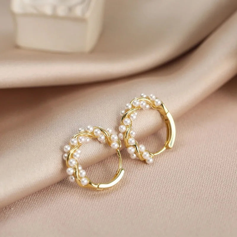 C Shaped Wrapped Pearl Earrings Simple and Versatile Elegant and Elegant Style Earrings