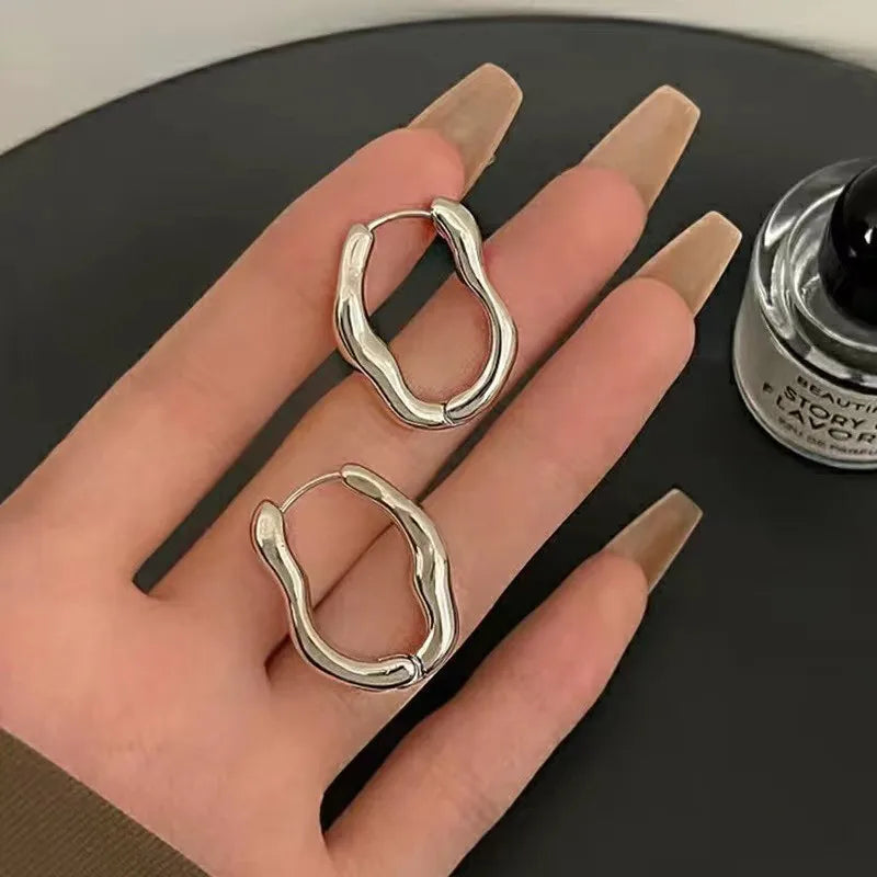 Gold Color Metallic Ear Loops For Women Simple Cool Style Irregular Geometric Ear Buckle Personalized Party HooP Earring Jewelry